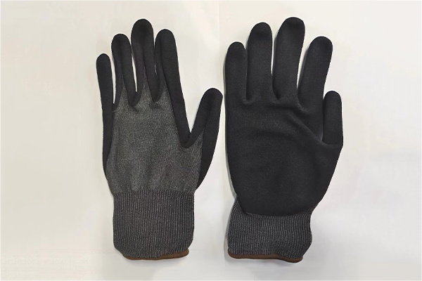 18G/21G cut resistant A3 nitrile sandy glove