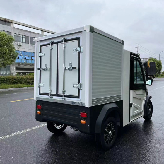 Understanding the Maintenance Needs of Your Refrigerated Truck Body: A Comprehensive Guide