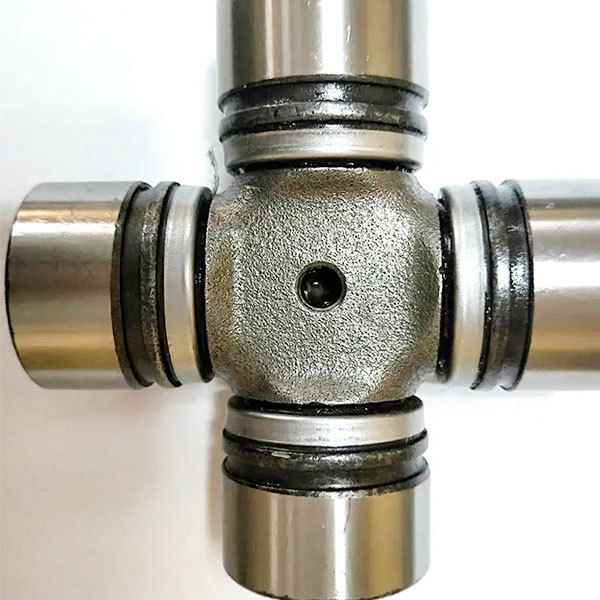 Amazon.com: Toyota 04371-60100 Universal Joint