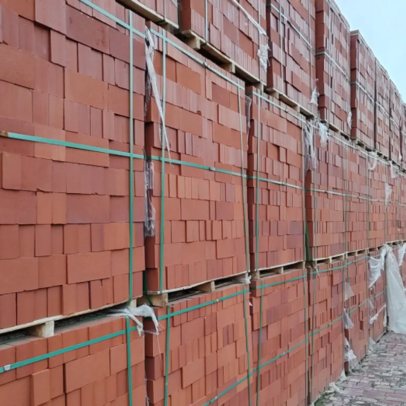 Acid refractory brick