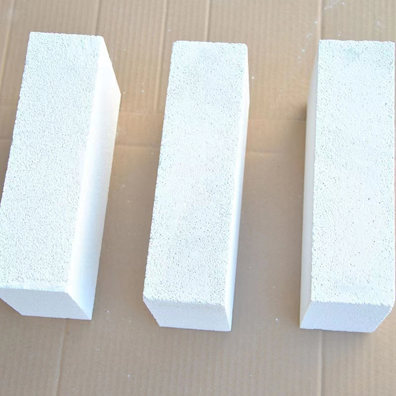 Mullite lightweight thermal insulation brick