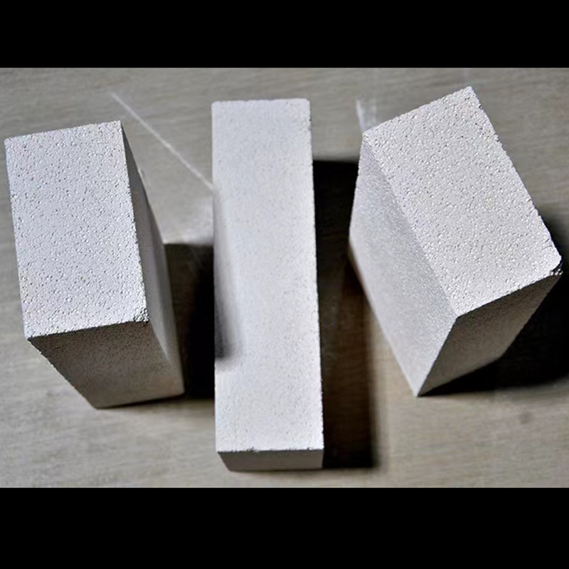 Mullite lightweight thermal insulation brick