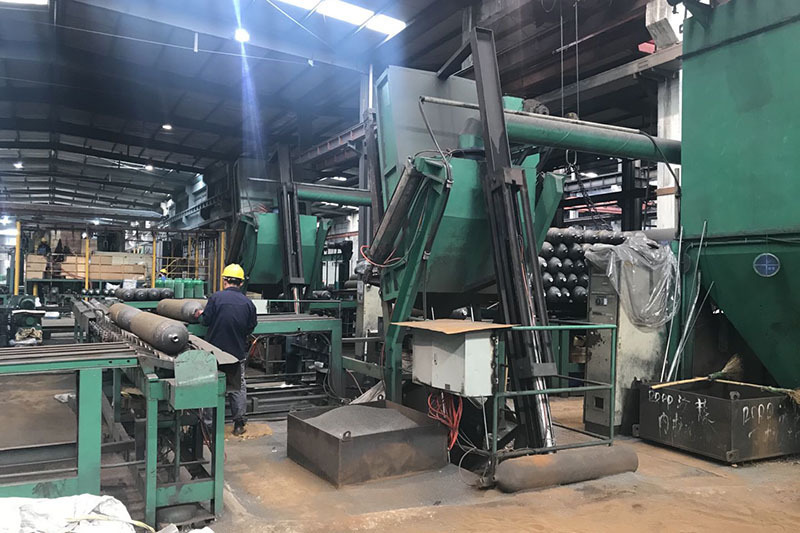 Shot blasting machine
