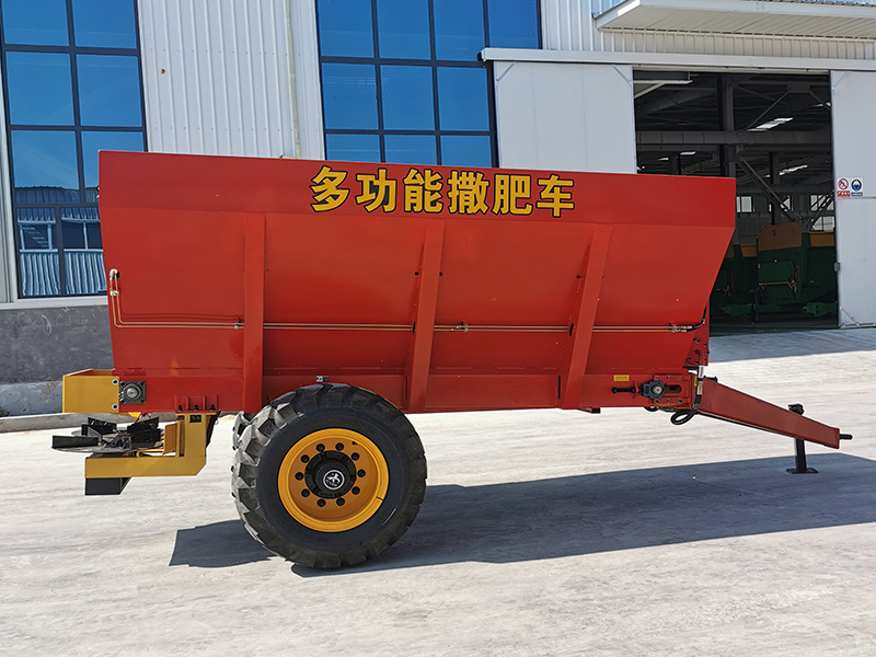 8方撒肥車