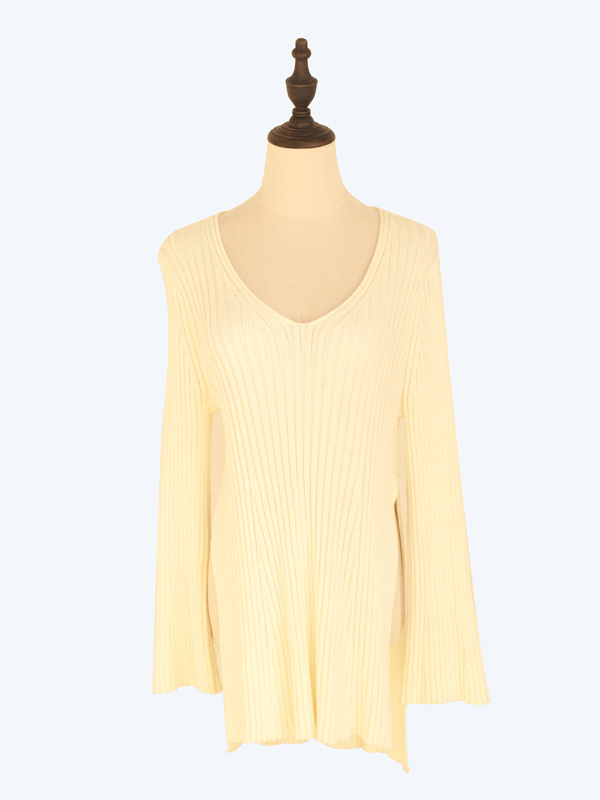 Women's clothing