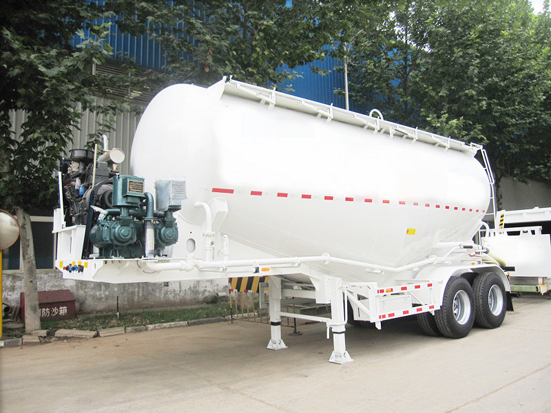 Remorque-citerne bulker silo de 30t/35t/40t/45t/50t/60t personnalisée à 2 essieux, 3 essieux, 4 essieux pour ciment, cendres volantes, matériaux en poudre.