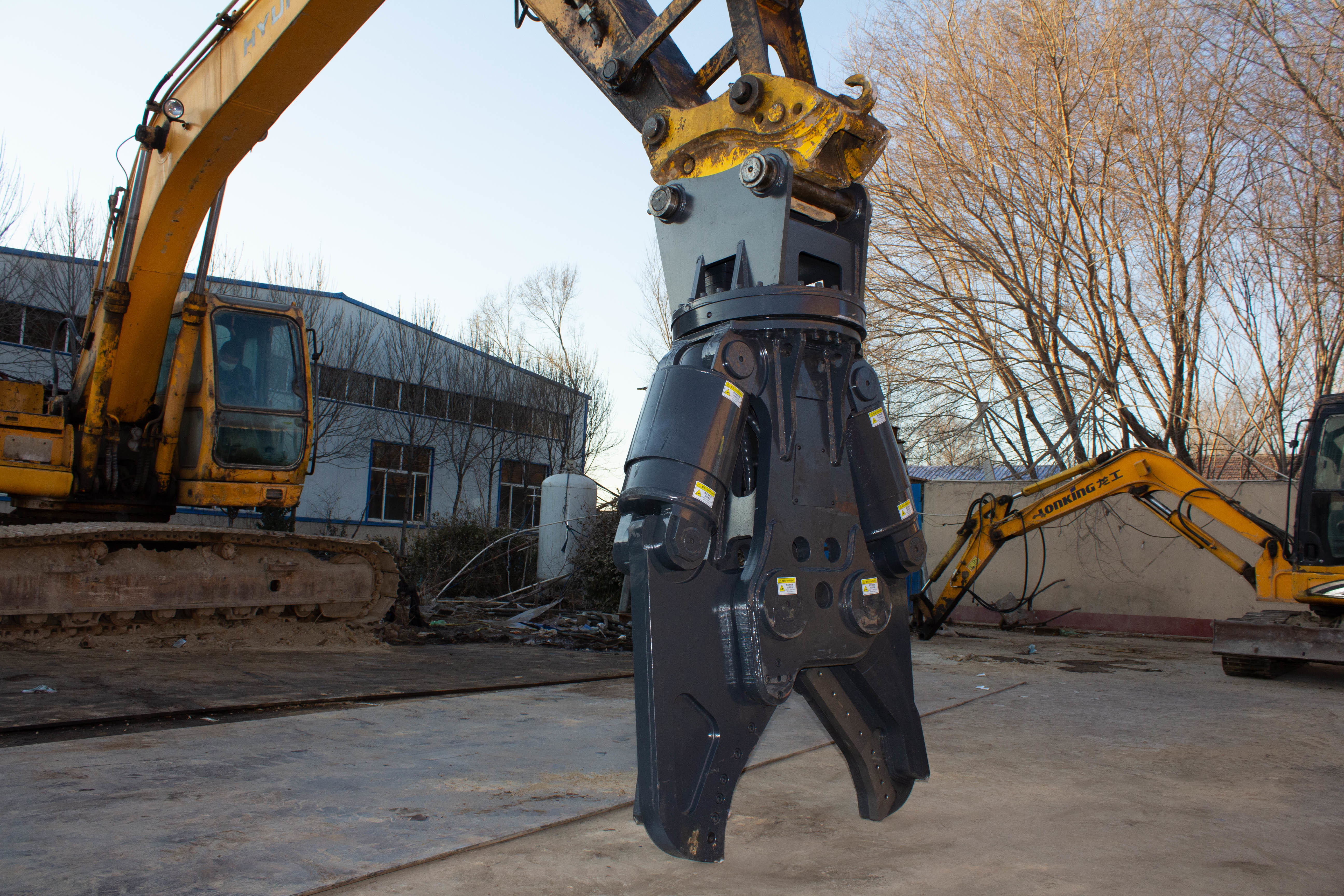 Advantages of excavator demolition steel shear