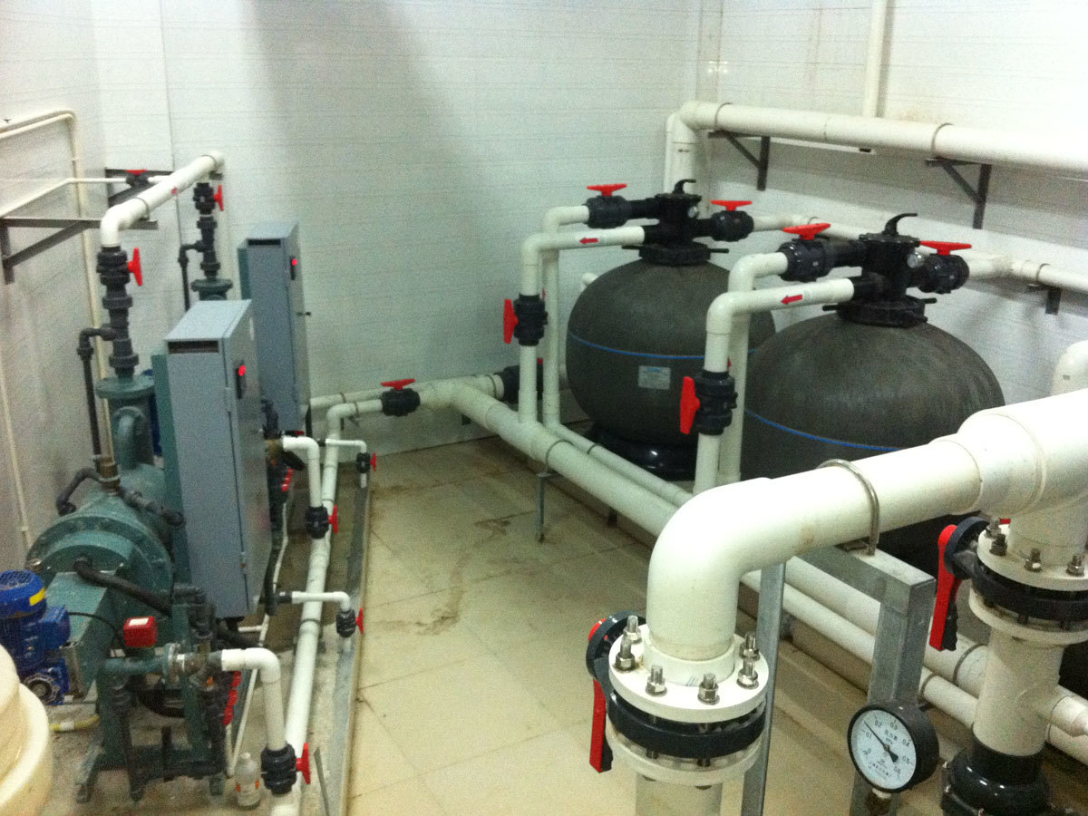 Swimming pool equipment Swimming pool equipment