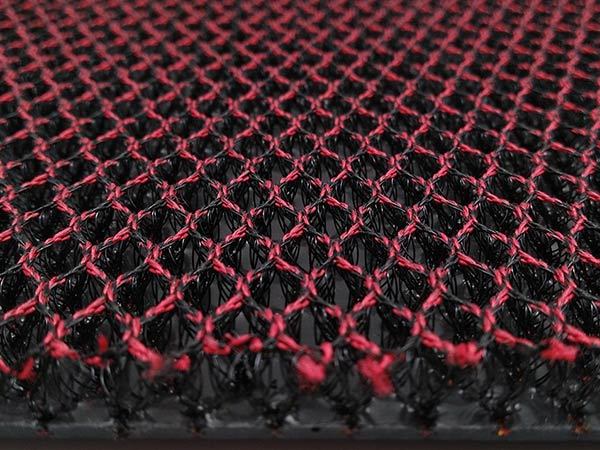 Elastic mesh mat