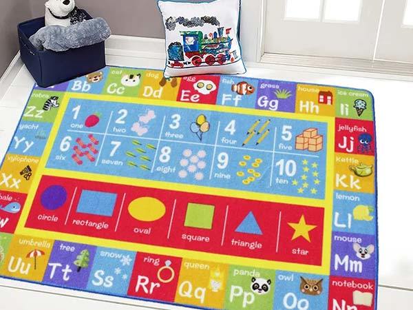 Kids play mat