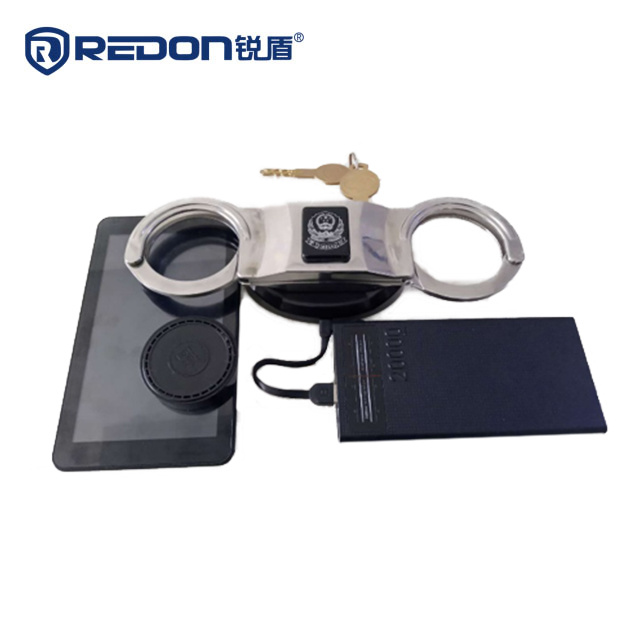 Intelligent escort electronic handcuffs