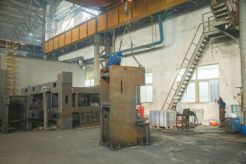 Plant equipment