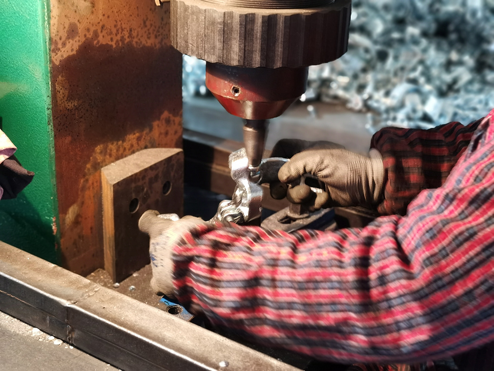 A10 Main body riveting connection