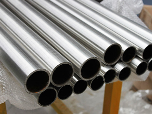 Connection mode of stainless steel pipe