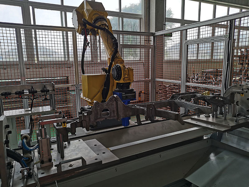 Robot processing equipment