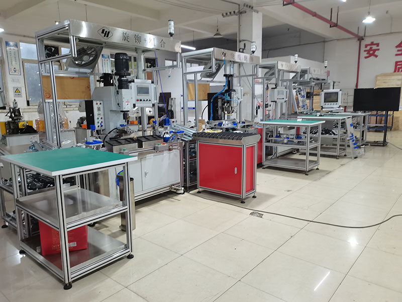 Manual assembly line for glass regulator