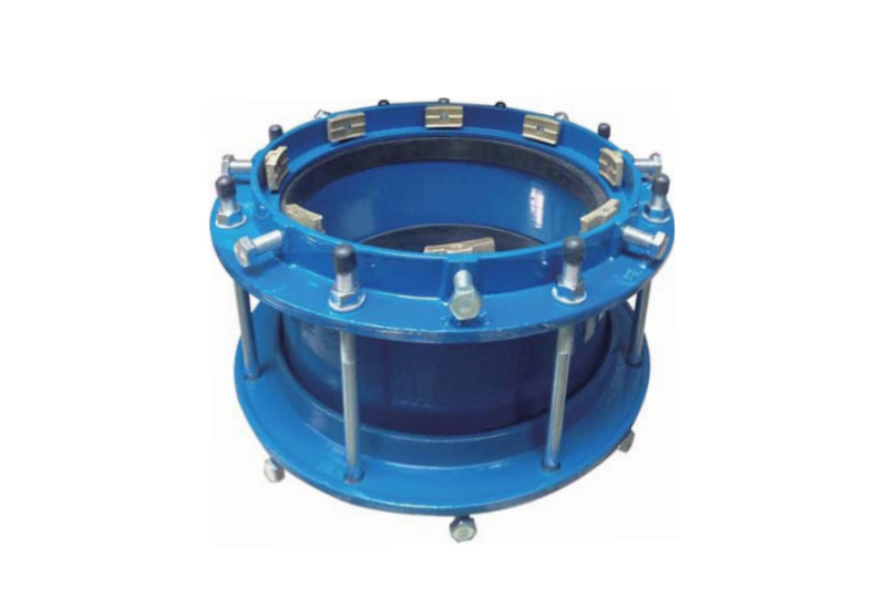 Restraint coupling