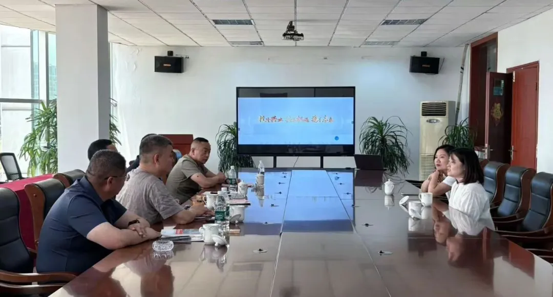 温宿县招商局考察团一行莅临五洋纺机参观考察#经编机