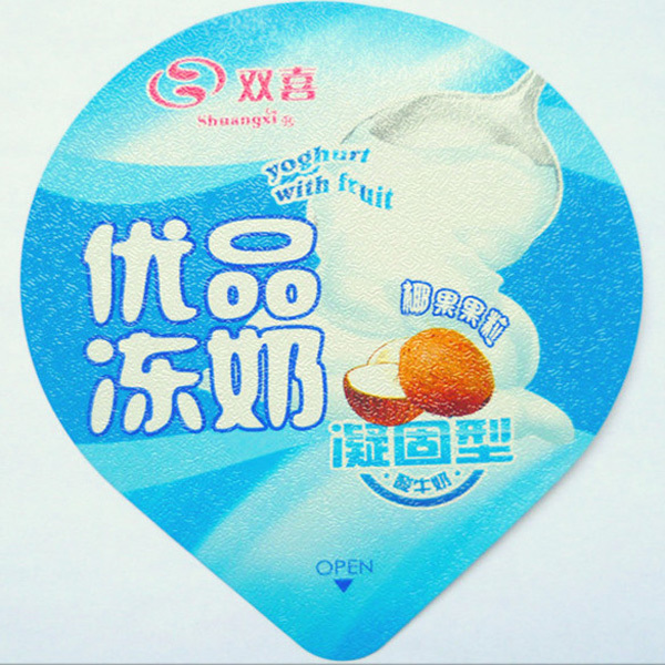 單片壓花蓋膜121