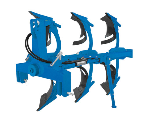 Hydraulic flip plow