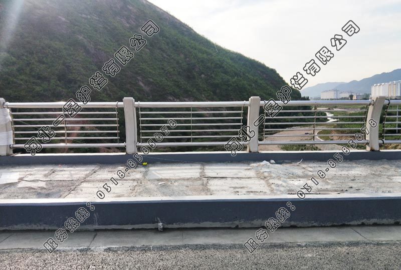铸造石桥梁护栏