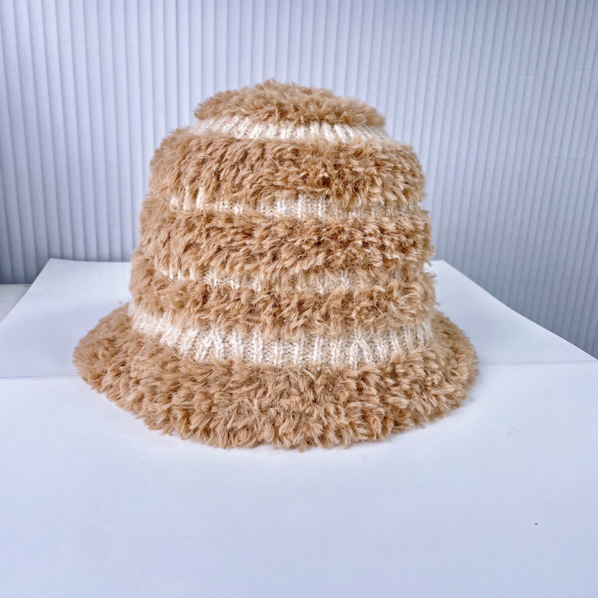 Knit color bucket hat