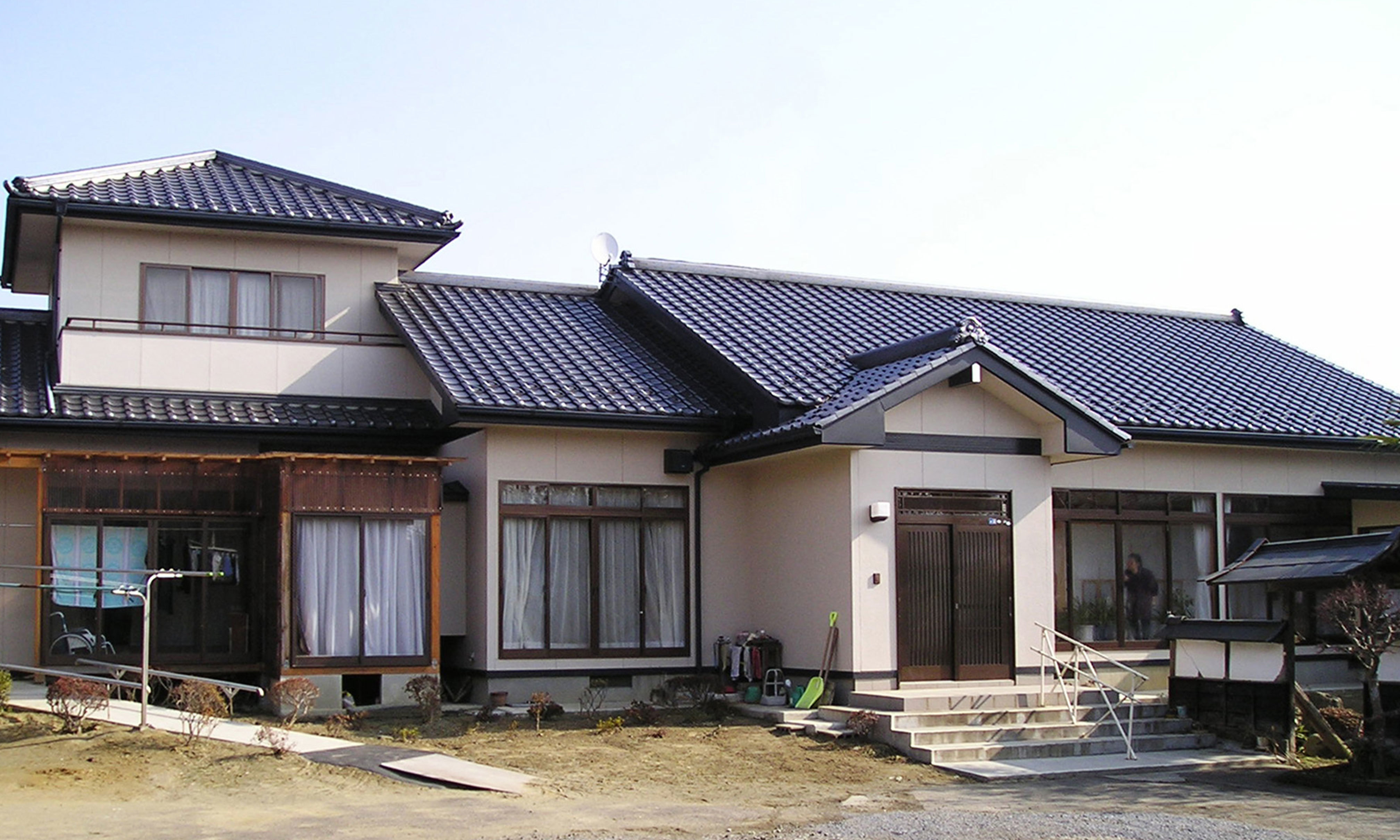 Japanese-Style Roof Tiles Japanese-Style Roof Tiles