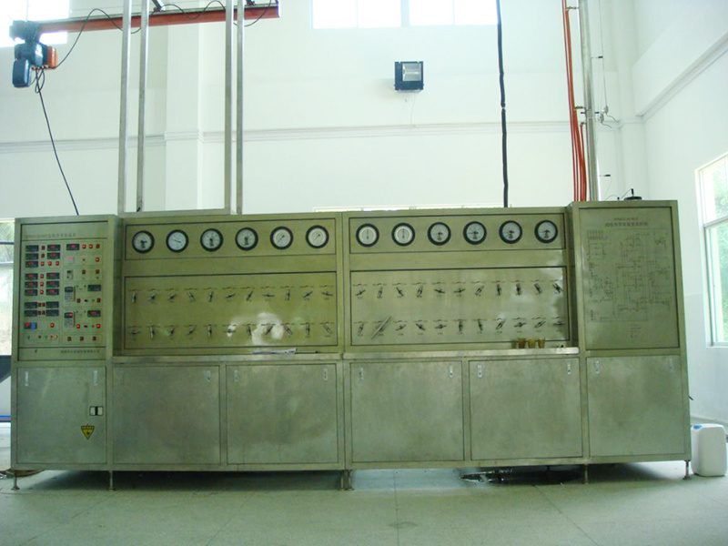 RZSCF630-50-144L supercritical extraction equipment (instrument control thread quick opening structure)