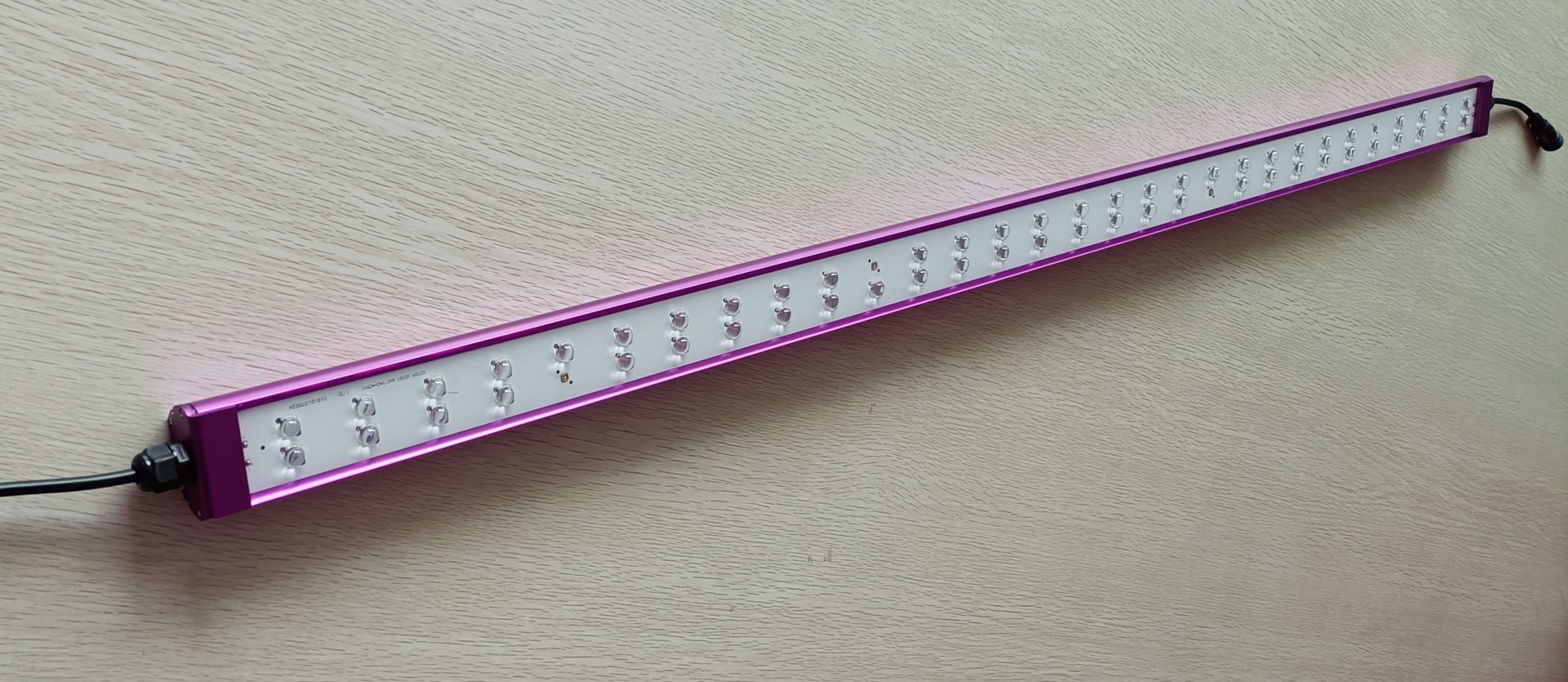 An updated design for the LED Grow Light KES-GL-010