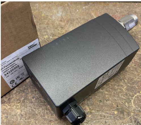 Kromschroder UVC-1D1G1A Flame Detector