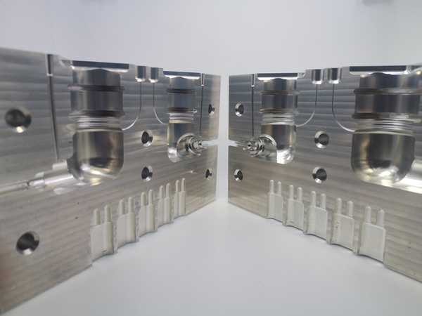 RAPID MOULD TOOLS CNC MACHINED PRODUCTS