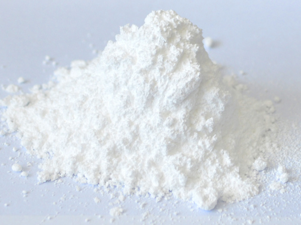 Alumina polishing powder