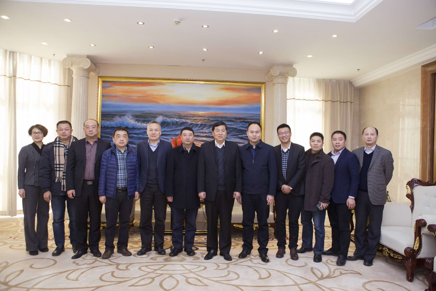 中南智能领导一行赴海螺水泥厂考察交流开启水泥智造新篇章
