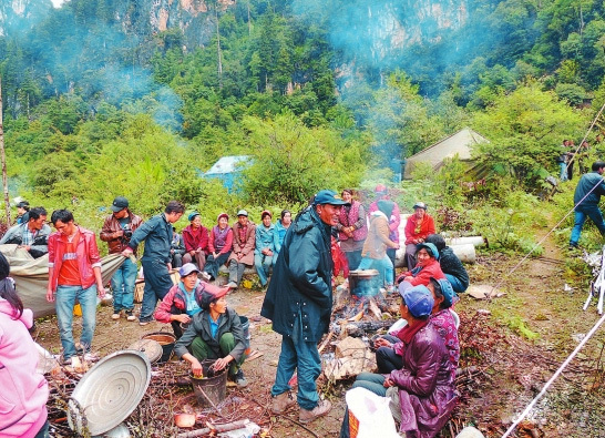 传奇人物 斯那定珠