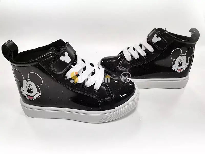 Casual shoes