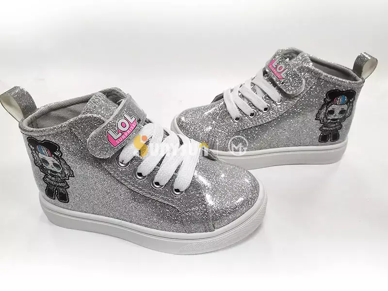 Casual shoes