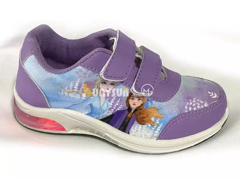 Casual shoes