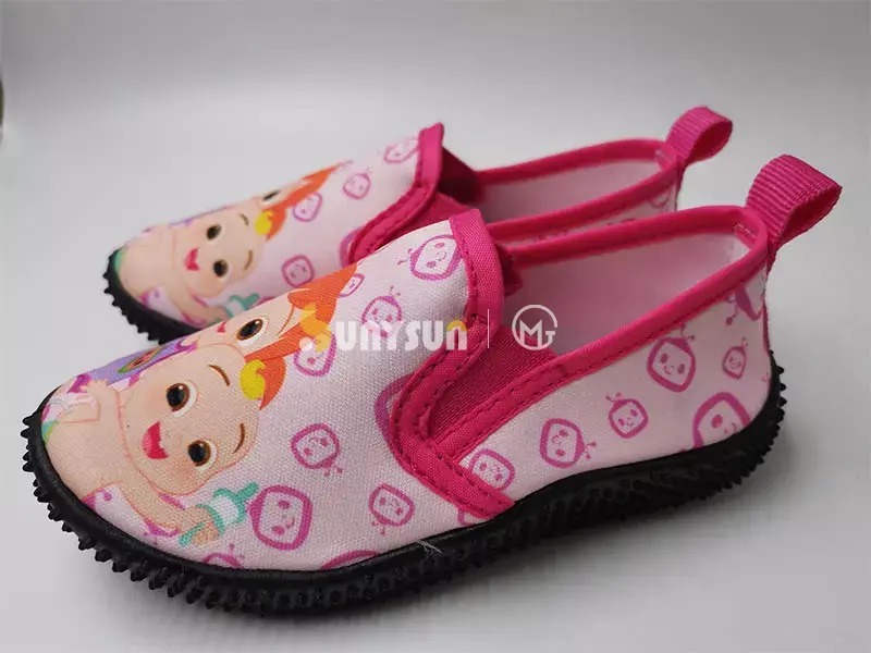 Aqua shoes