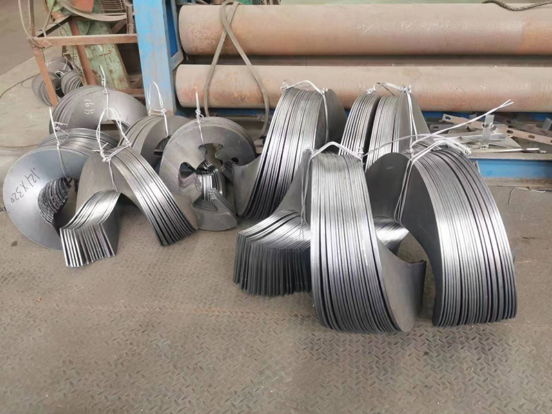 Continuous Uniform-Thickness Screw Blade