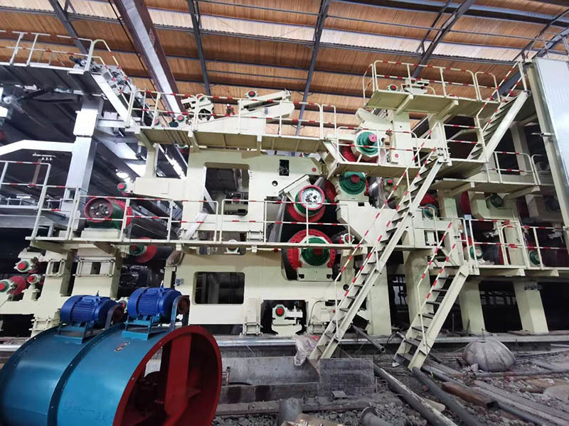 2400 -- 5800/200 -- 500 three stack cage board machine