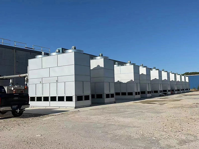 Data center dedicated cooling tower 