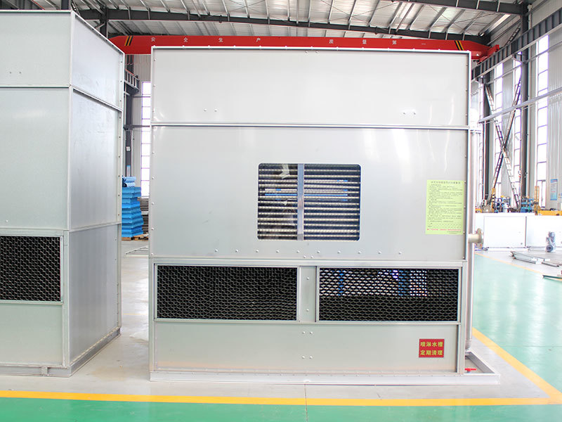 Closed cooling tower