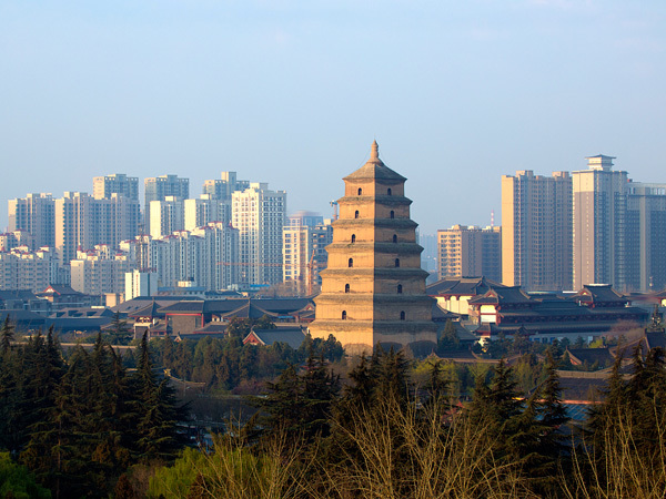 Xi'an Big Wild Goose Pagoda Cien Ancient Town