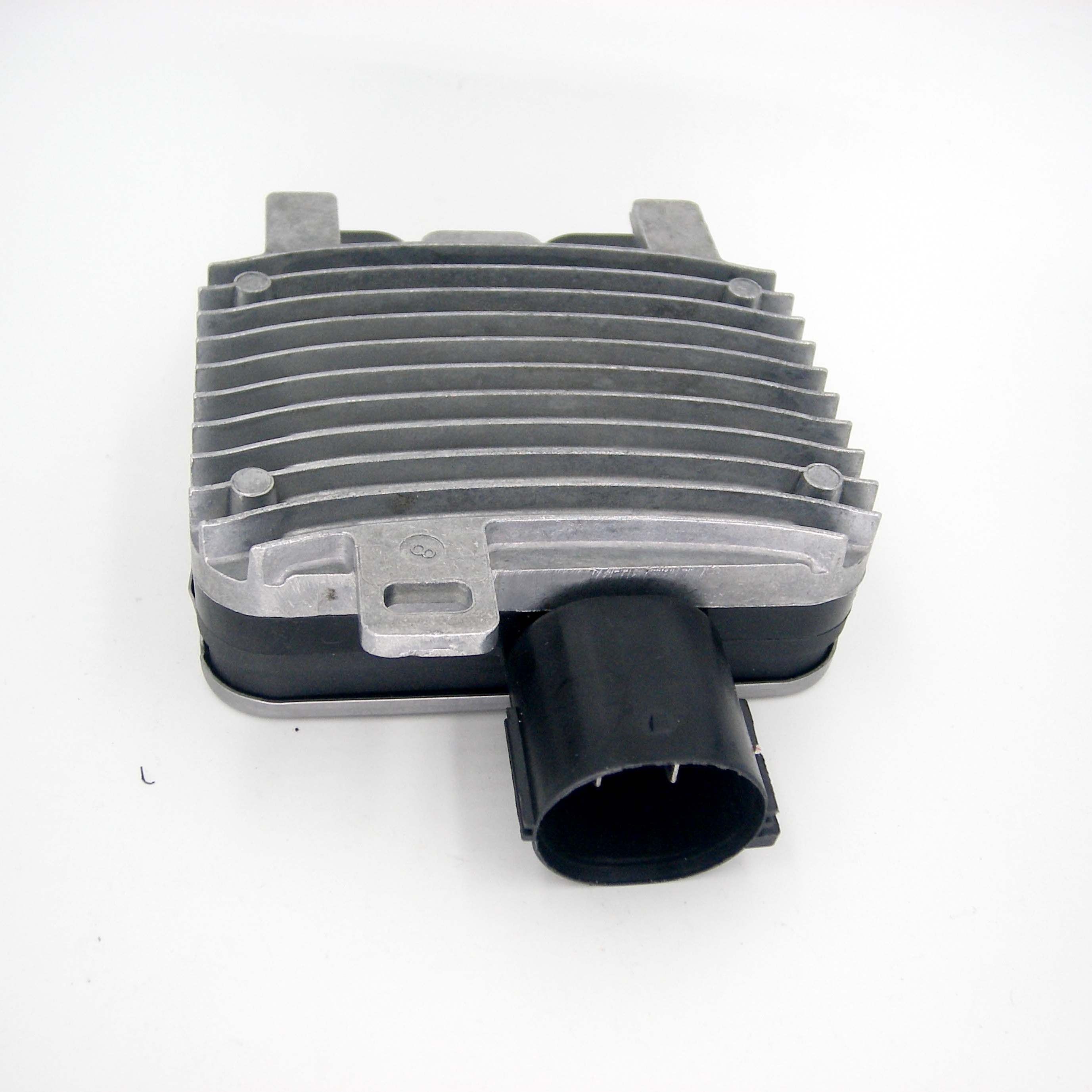 Cooling Fan Controller for Land Rover  LR011907 LR026078