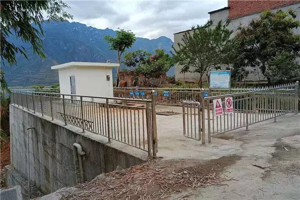 四川漢源生活污水處理施工現(xiàn)場