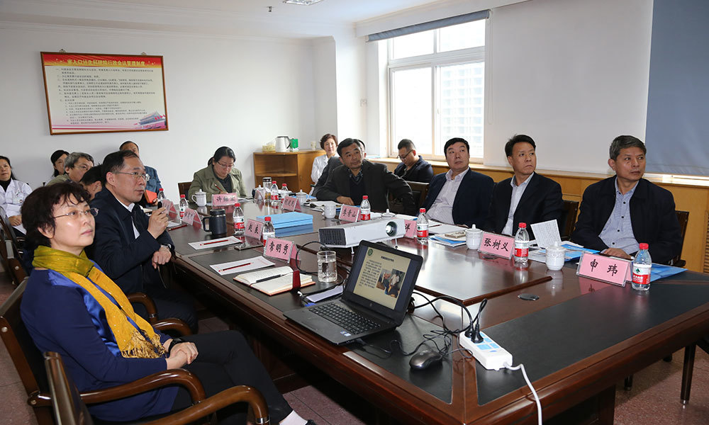 2017年10月13日，河南省卫生监督局在我院履行监督职责