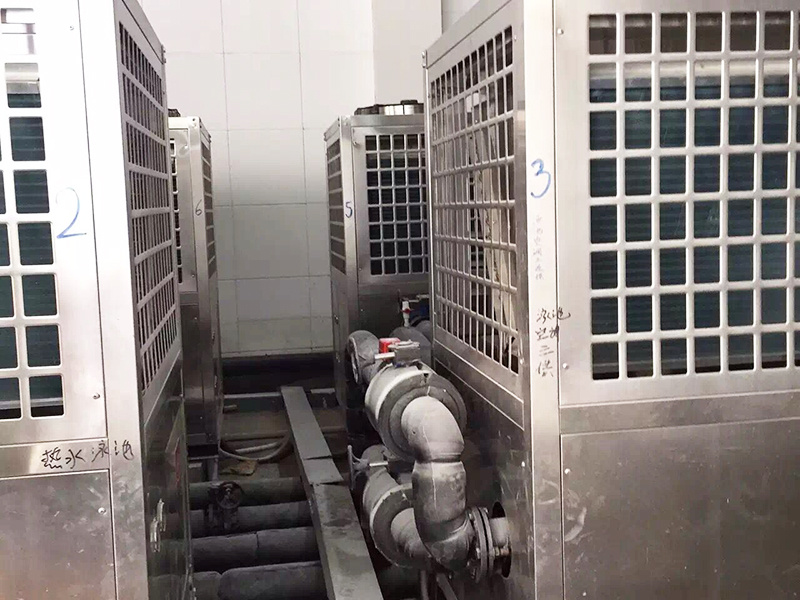 贵阳总工会下属圣沣大酒店游泳馆