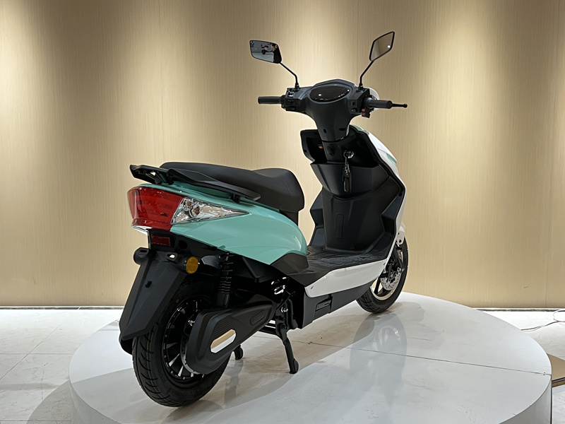YC9