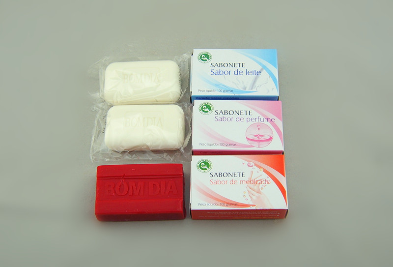 外贸出口加工牛奶香皂、香水香皂、药皂100g