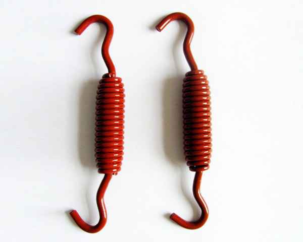 Retainer spring